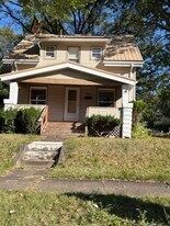 1151 Kenilworth Ave SE in Warren, OH - Building Photo