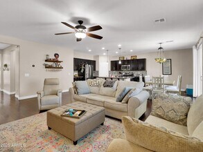 1866 E Ravenswood Dr in Gilbert, AZ - Building Photo - Building Photo