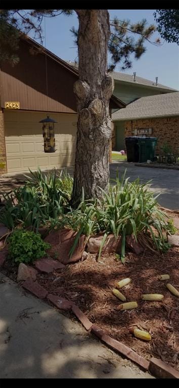 property at 2423 SW 90th St