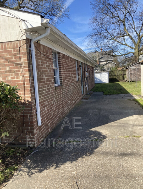 2127 Grandy Ave Photo