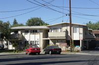 Lacey Apartments in Concord, CA - Foto de edificio - Building Photo