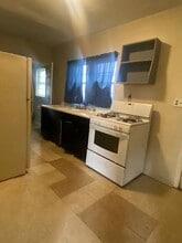 1250 Bausher Ave NW in Canton, OH - Building Photo - Building Photo