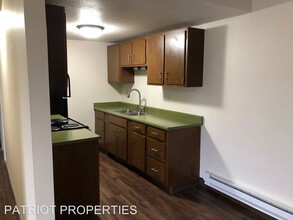 Riverview Tower Apartments in Baraboo, WI - Building Photo - Building Photo