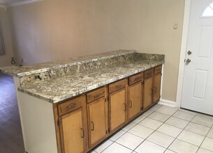 108 Waverly Dr in Bryan, TX - Building Photo - Building Photo