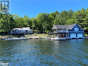 12 Medora St in Muskoka Lakes, ON - Building Photo - Building Photo