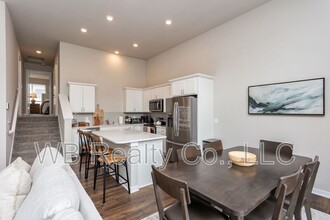 9750 Turnpoint Dr in West Des Moines, IA - Building Photo - Building Photo