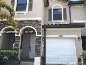 15070 SW 117th Way in Miami, FL - Building Photo
