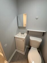 424 W Washington St, Unit 2 in Charleston, WV - Building Photo - Building Photo