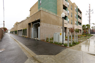 Jefferson Park Terrace in Los Angeles, CA - Building Photo - Building Photo