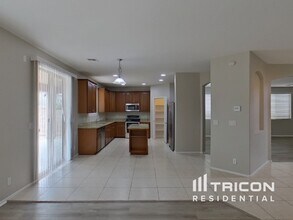 42437 W Corvalis Ln in Maricopa, AZ - Building Photo - Building Photo