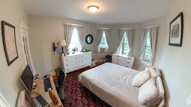 6 Hinckley St, Unit 3 in Somerville, MA - Building Photo - Building Photo