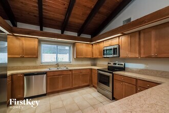 2918 Deer Run N in Clearwater, FL - Foto de edificio - Building Photo