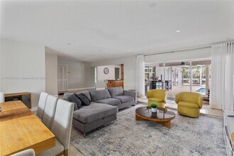 608 1st Key Dr in Fort Lauderdale, FL - Building Photo - Building Photo