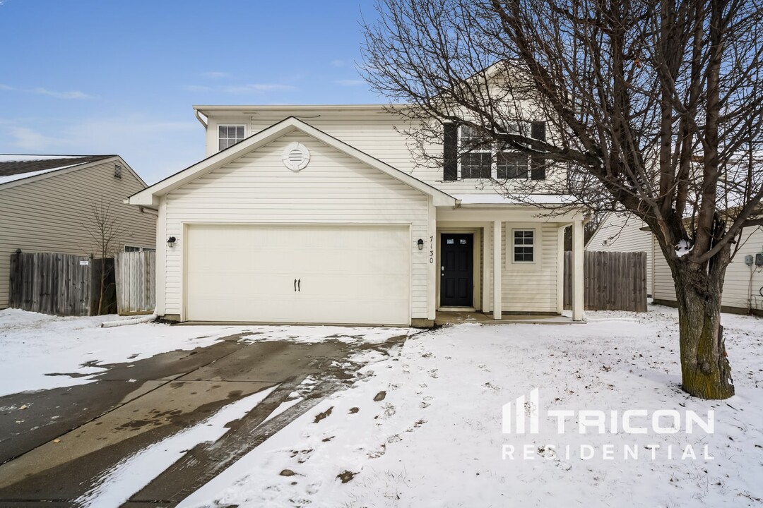 7130 Sun Ct in Indianapolis, IN - Building Photo