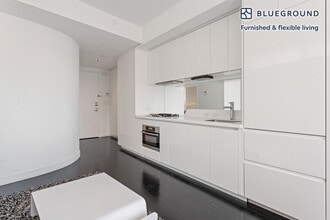 123 Washington St in New York, NY - Building Photo - Building Photo
