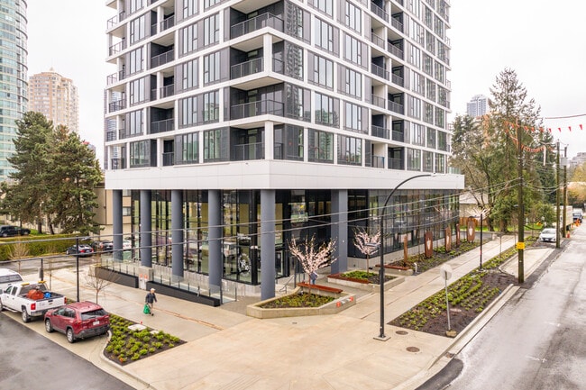 Broadview in Burnaby, BC - Building Photo - Building Photo