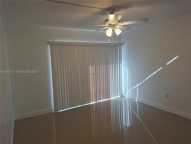 7160 NW 179th St in Hialeah, FL - Building Photo - Building Photo