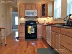 20 Radcliffe Rd, Unit 1 in Somerville, MA - Building Photo - Building Photo