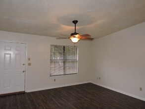 214 White Dr in Tallahassee, FL - Building Photo - Building Photo