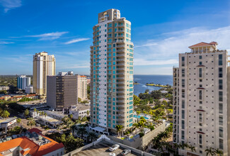 Ovation in St. Petersburg, FL - Building Photo - Building Photo