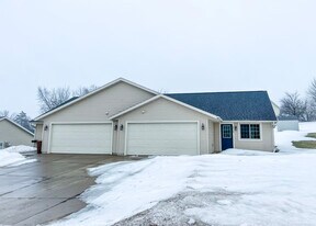 26189 W 3rd Ave in Eleva, WI - Building Photo