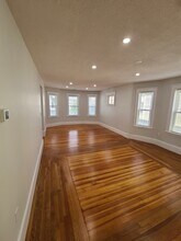 22 Dearborn St in Medford, MA - Building Photo - Building Photo