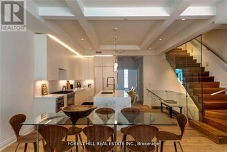 23C Lascelles Blvd in Toronto, ON - Building Photo - Building Photo