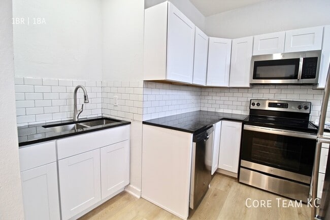 property at 712 Linwood Blvd