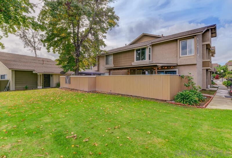 6844 Panamint Row in San Diego, CA - Building Photo