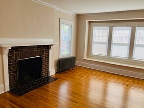 414 Lovell St in Worcester, MA - Building Photo - Building Photo