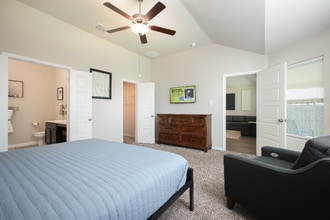 5019 Topaz Bnd in San Antonio, TX - Building Photo - Building Photo