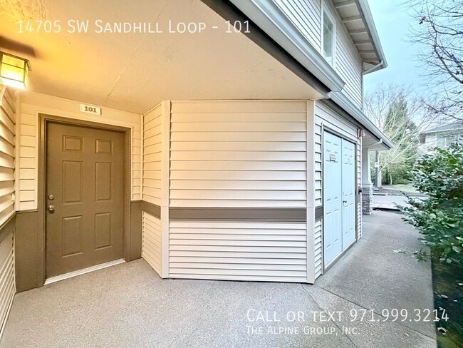 14705 SW Sandhill Loop in Beaverton, OR - Building Photo - Building Photo