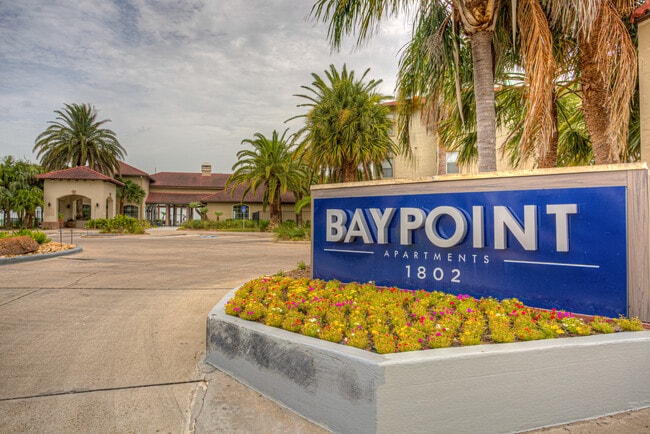 Baypoint Apartments in Corpus Christi, TX - Building Photo - Building Photo