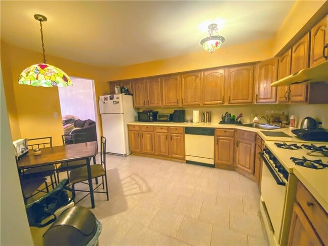 345 92nd St in Brooklyn, NY - Building Photo - Building Photo