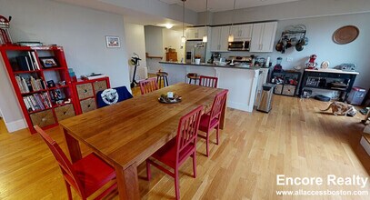 168 Hampshire St, Unit 4C in Cambridge, MA - Building Photo - Building Photo