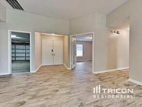8553 Bending Branch Ct in Jacksonville, FL - Building Photo - Building Photo