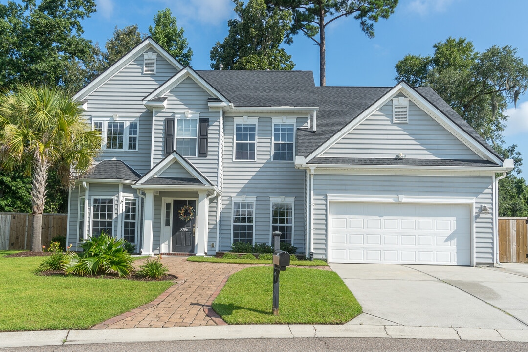 5306 Mulholland Dr in Summerville, SC - Building Photo