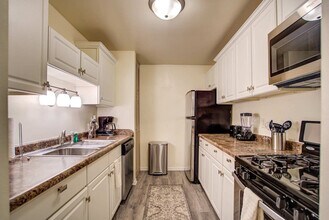 3367 S 100th St in Milwaukee, WI - Building Photo - Building Photo