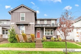 30985 NW Brooking St in North Plains, OR - Building Photo
