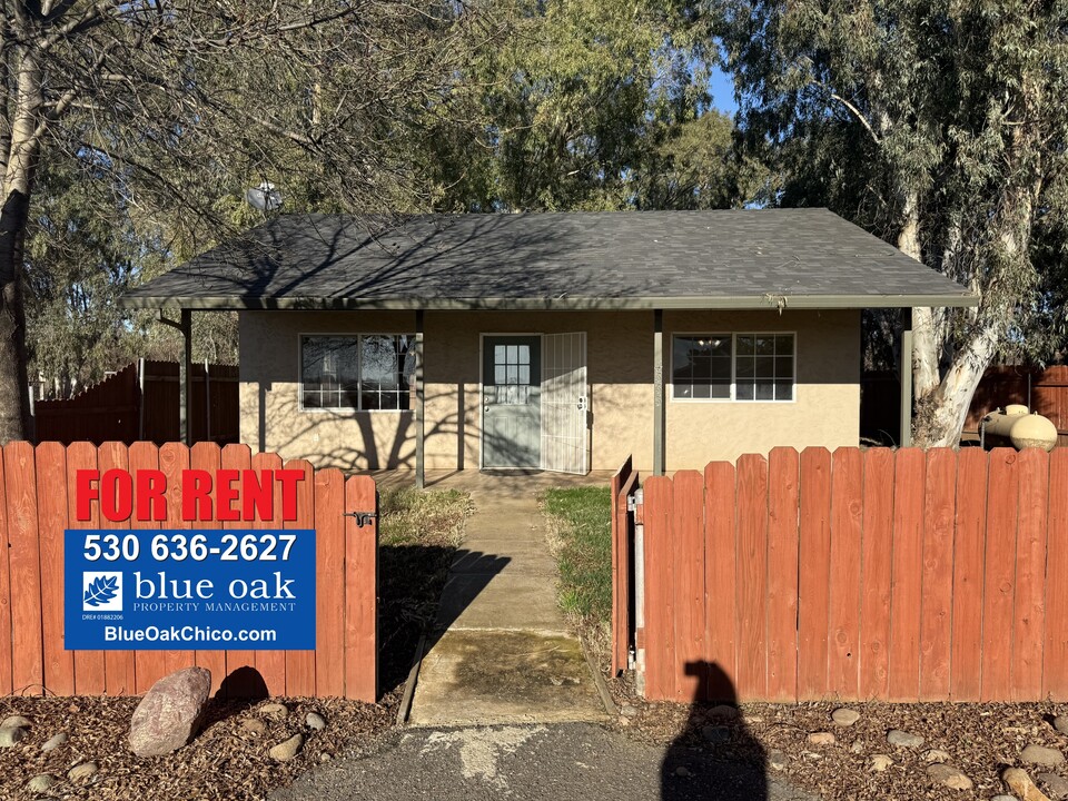 4335 Caballo Way in Chico, CA - Building Photo