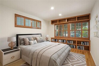 8313 Hillary Dr in Los Angeles, CA - Building Photo - Building Photo