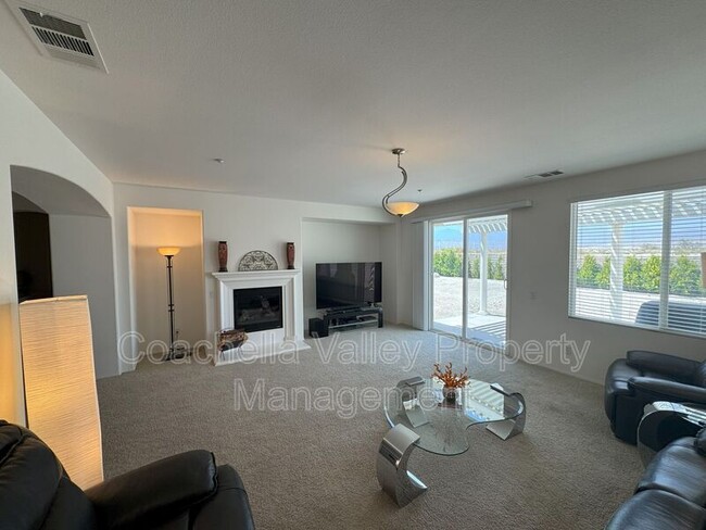 property at 1290 Esperanza Trail