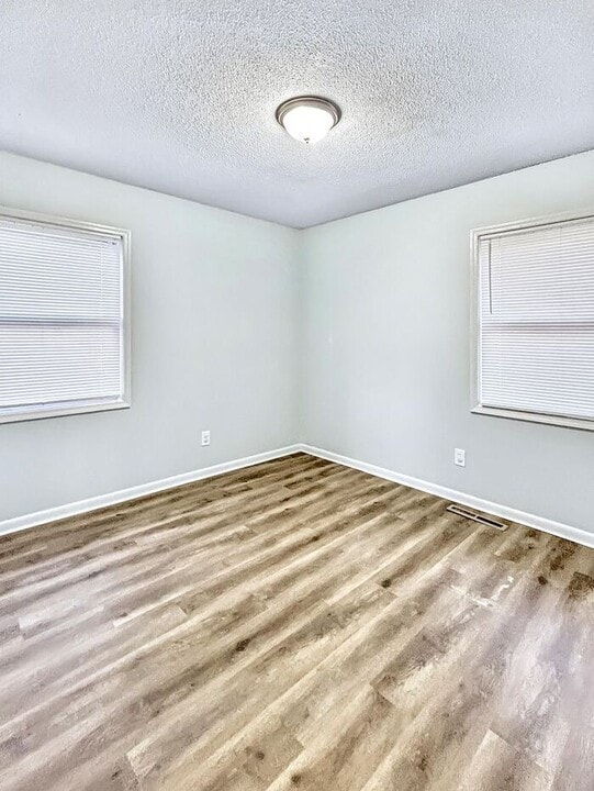 275 Efird St in Gastonia, NC - Building Photo