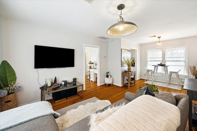 2511 White Oak Dr, Unit A in Houston, TX - Building Photo - Building Photo