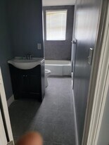 71 E Main St, Unit 1