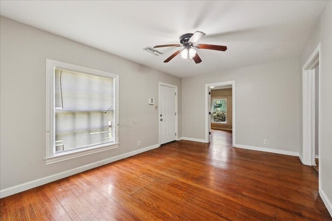 property at 4020 Ector Ave