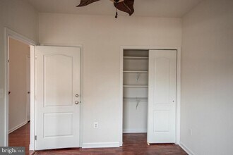 23119 Sunbury St in Ashburn, VA - Building Photo - Building Photo