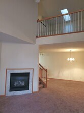 1902 Aster Bay in Hudson, WI - Foto de edificio - Building Photo