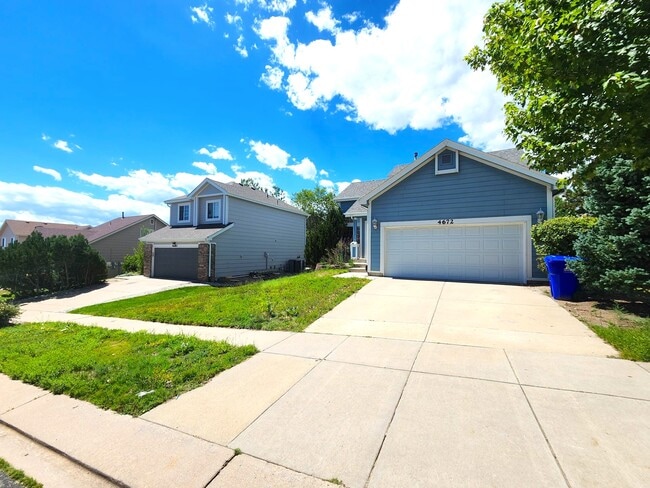 4672 Saddle Ridge Dr in Colorado Springs, CO - Foto de edificio - Building Photo