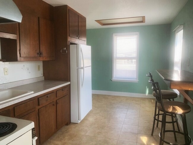property at 219 W Main St